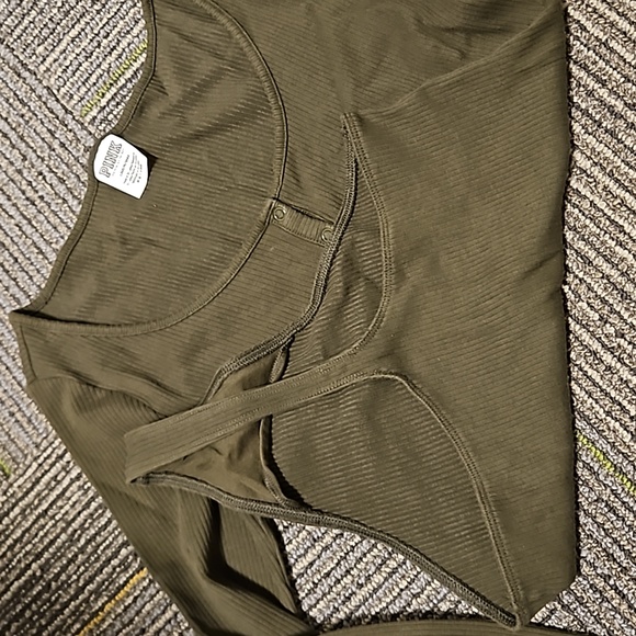 Ribbed Bodysuit VS L - Picture 3 of 3